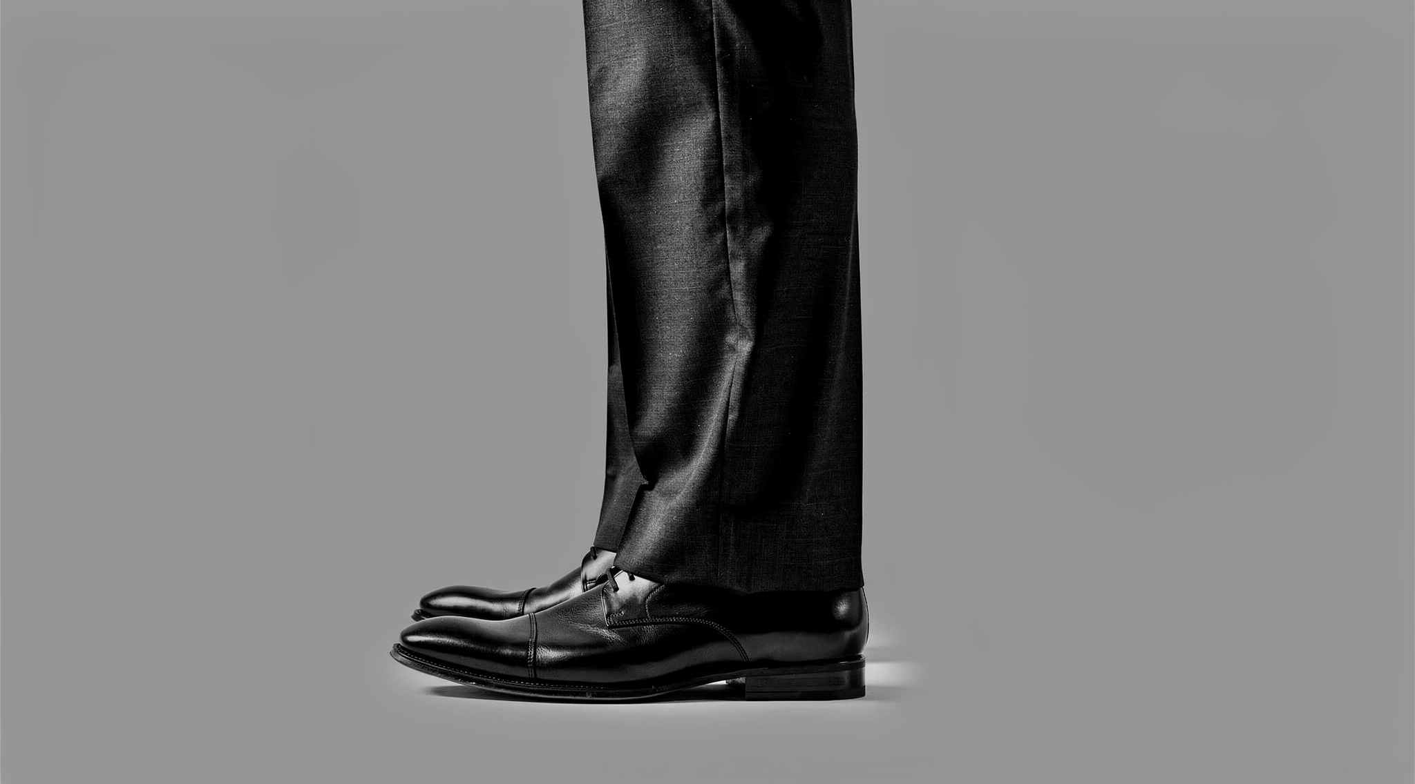 body_ref_side_legs — одна нога стоит на полу