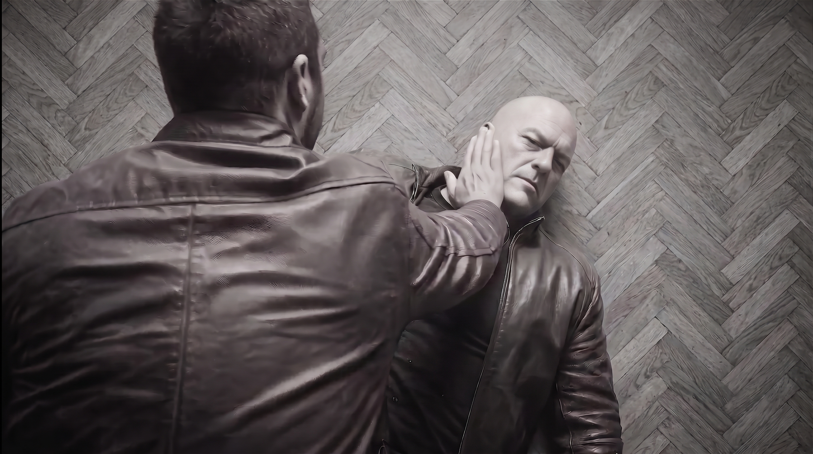 shot12_slap_aftermath_v8 — паркет ок, top-down вернул, но молния и паркет чистый