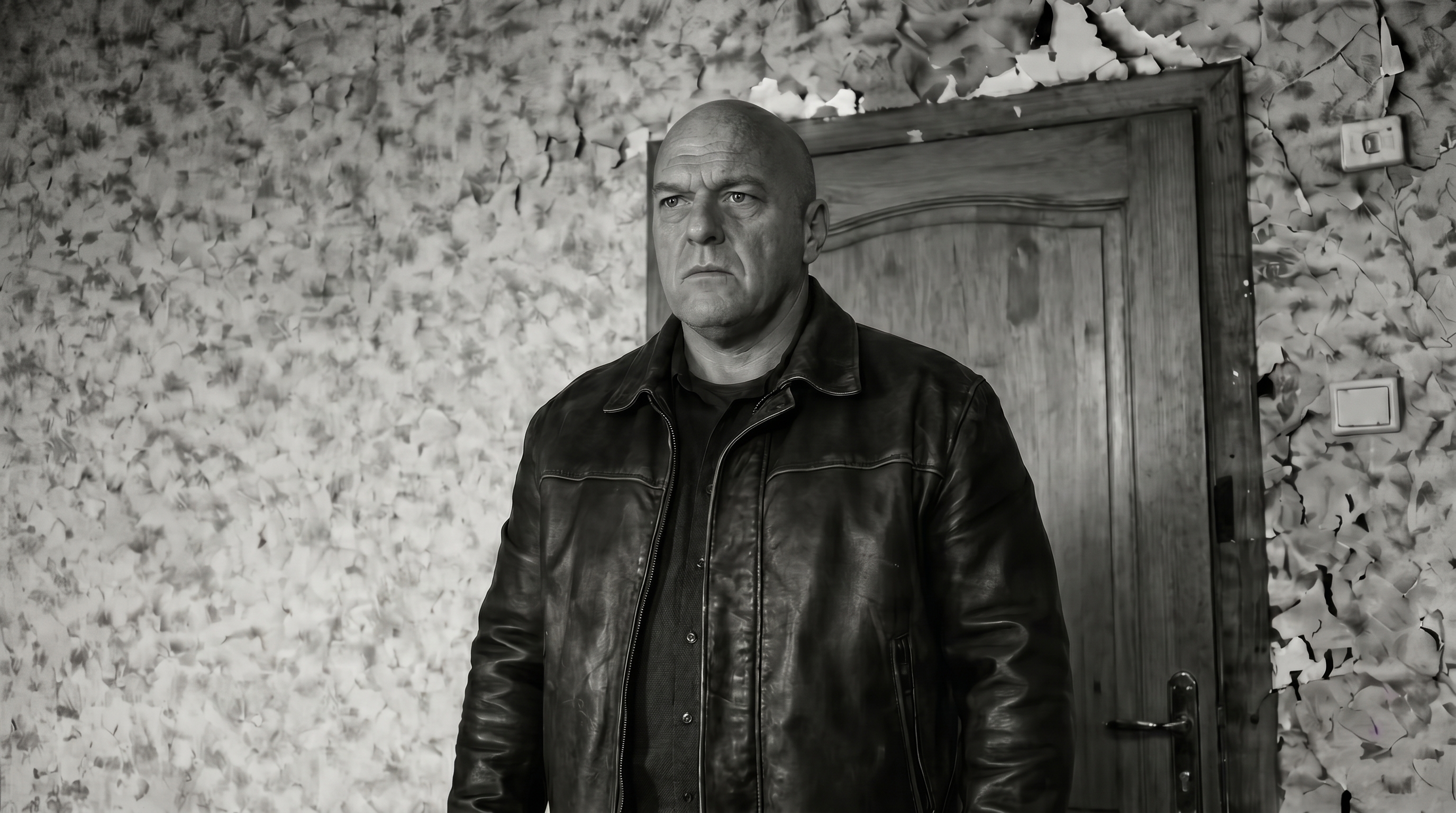 shot5_bandit_closeup_v4 — новая дверь за спиной, сломанная ушла